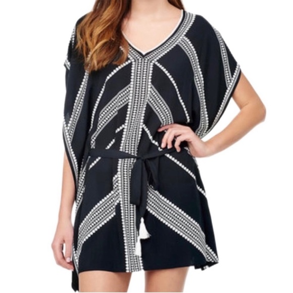 Stella and Dot Beach coverup with belt, medium - Picture 1 of 5